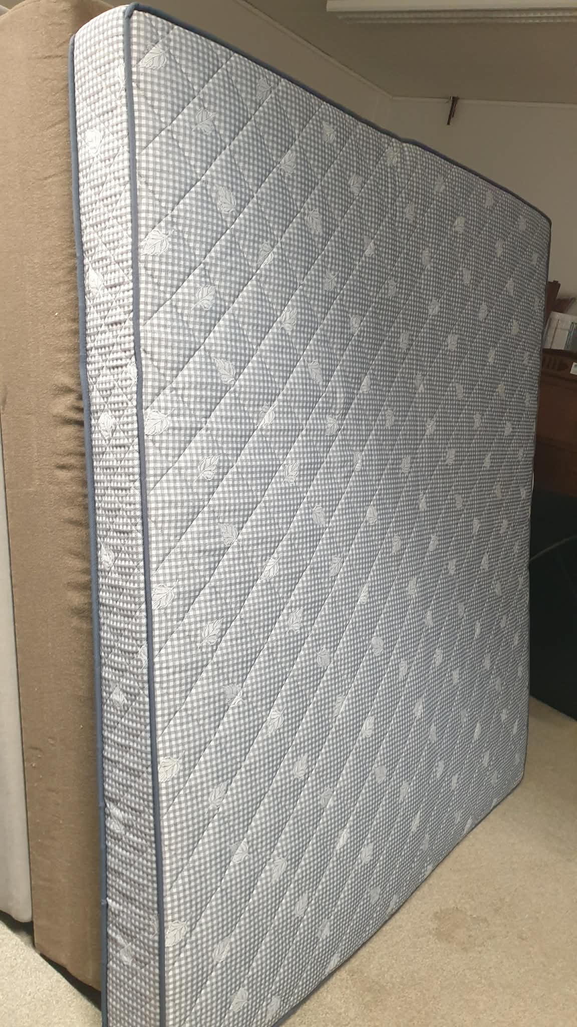 Madrast 180 x 200 - Image 2