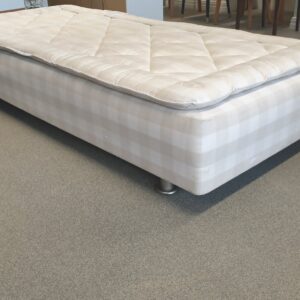 Kušett 90 x 200 + kattemadrats